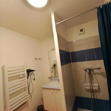 Belle Petite Maison En Résidence De